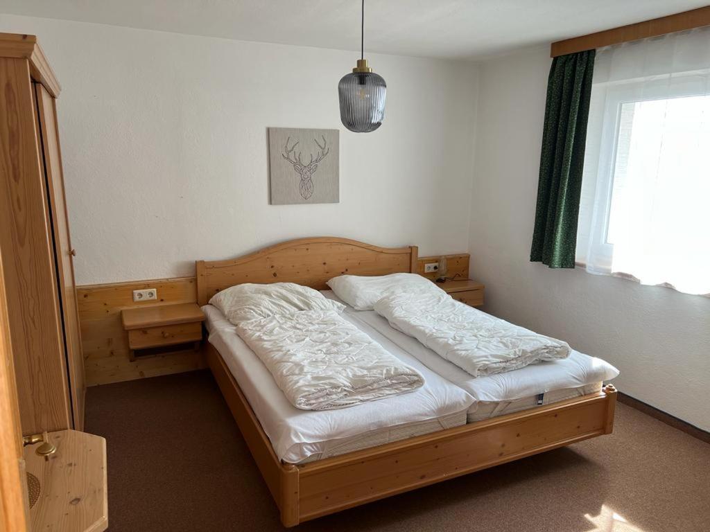 Chasetta Zum Sigrist Villa Galtür Esterno foto